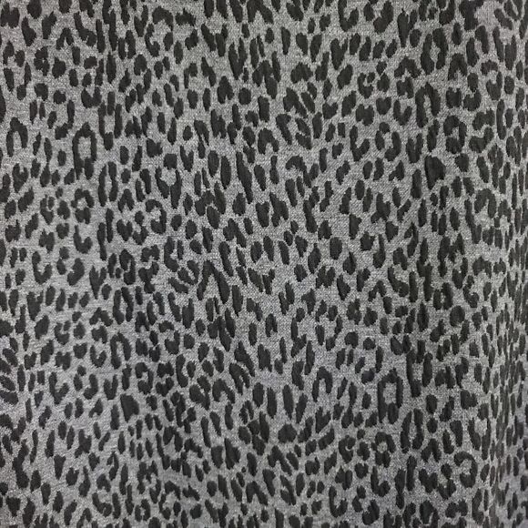 Liz Claiborne weekend long sleeve animal print sweatshirt large - Picture 3 of 6